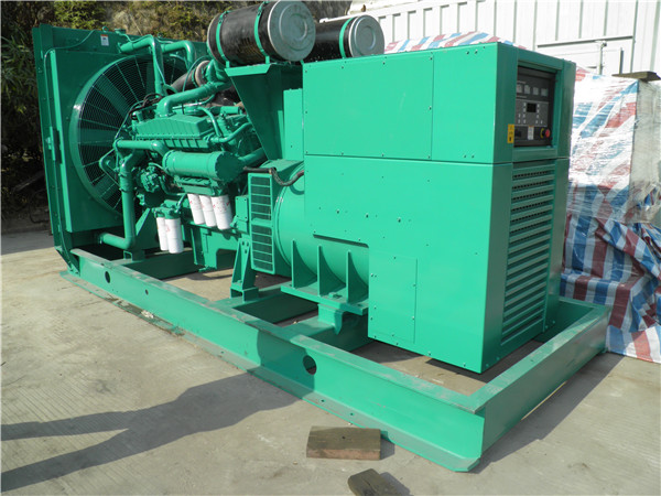 兴安发电车出租-柴油发电机组在使用的过程中应该做好哪些防护工作