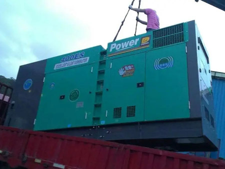 兴安柴油发电机组转速不稳定时，如何对发动机进行维护？