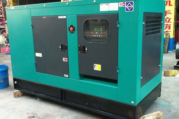 兴安如何检查机油的使用时间？