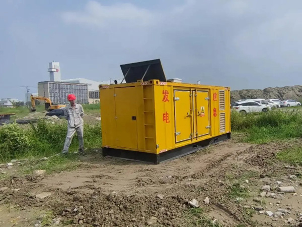 兴安200KW柴油发电机机组每小时的油耗量受哪些因素影响？